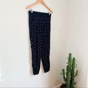 Aritzia Sunday Best Printed Jogger